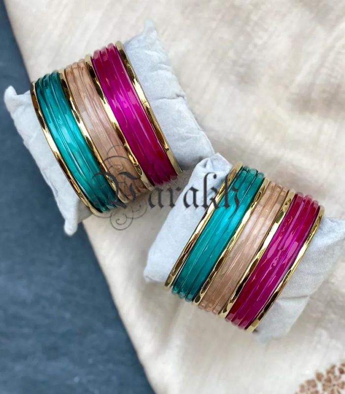 Plain Bangles set