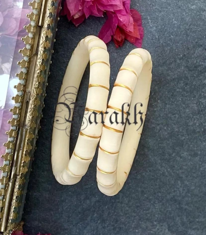 Painted bur Kada Design Bangles
